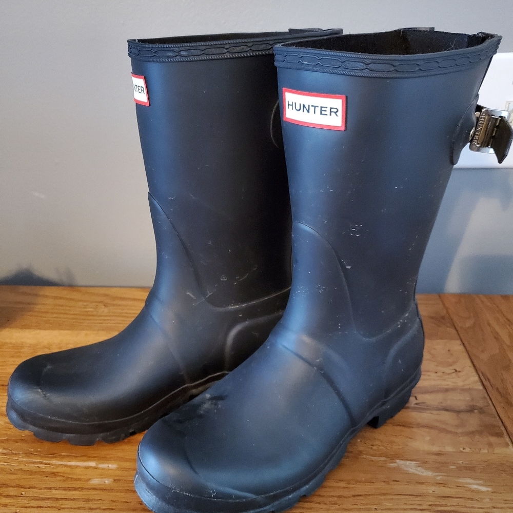 Mid calf black hunter rain boots